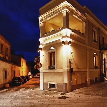 La Del Conte Mameli Otel