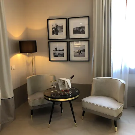 Hotel La Del Conte Mameli