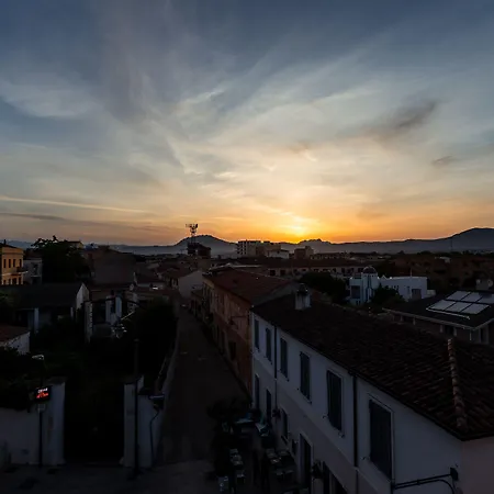 La Del Conte Mameli - Boutique & Otel 4*